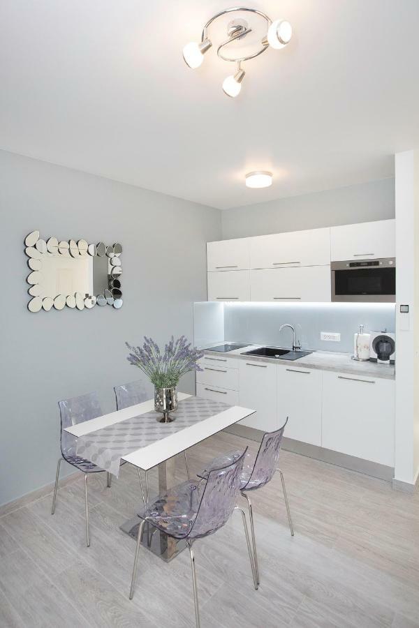 Villa Apartments Art Трогир Экстерьер фото