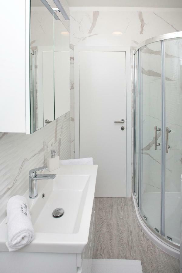 Villa Apartments Art Трогир Экстерьер фото